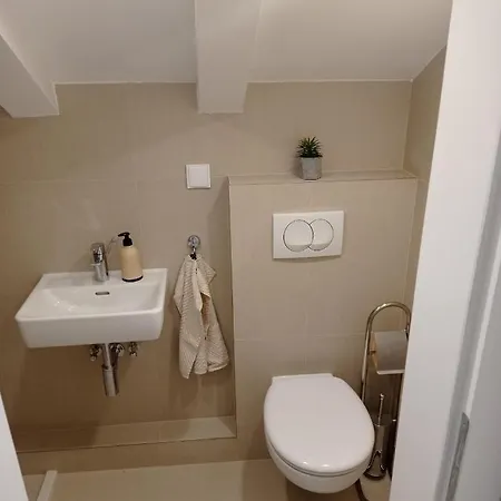 Apartment Lucija With Sea View